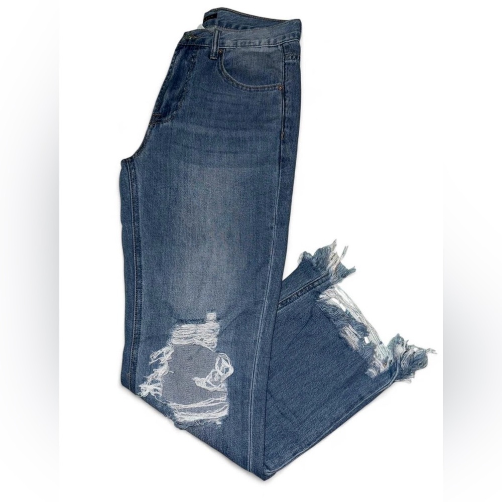 Trendy Blue Distressed Ankle Jeans